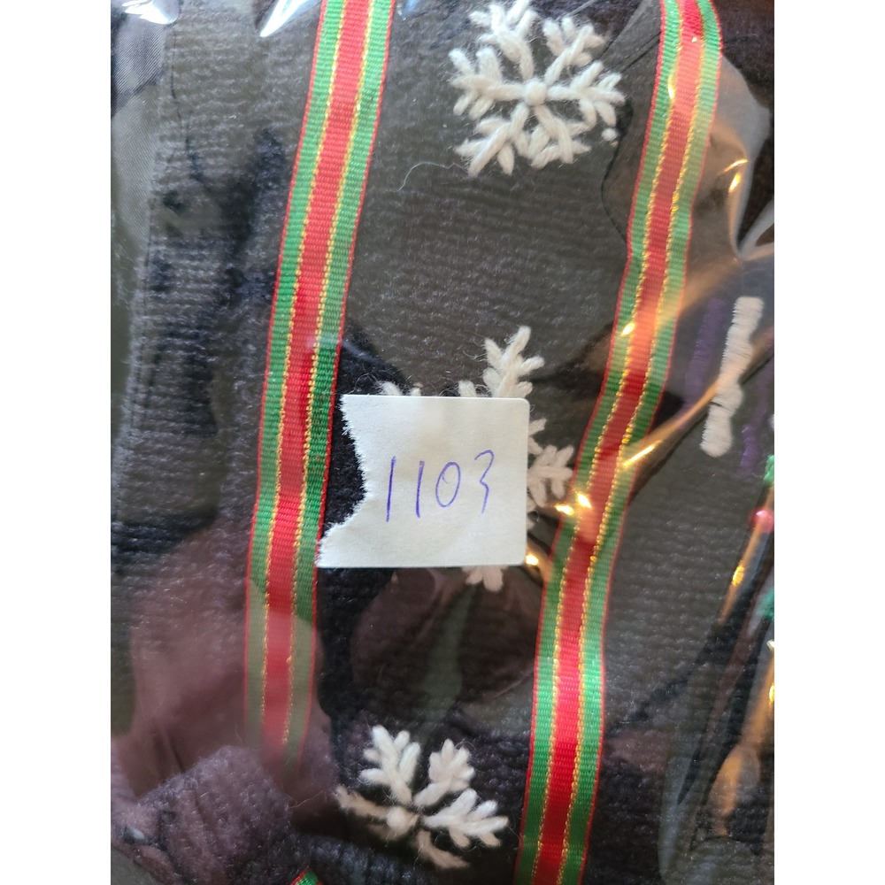 Mercer Street Studio Christmas Holiday Sweater Vest Faux Fur Collar Black Large - Picture 9 of 9